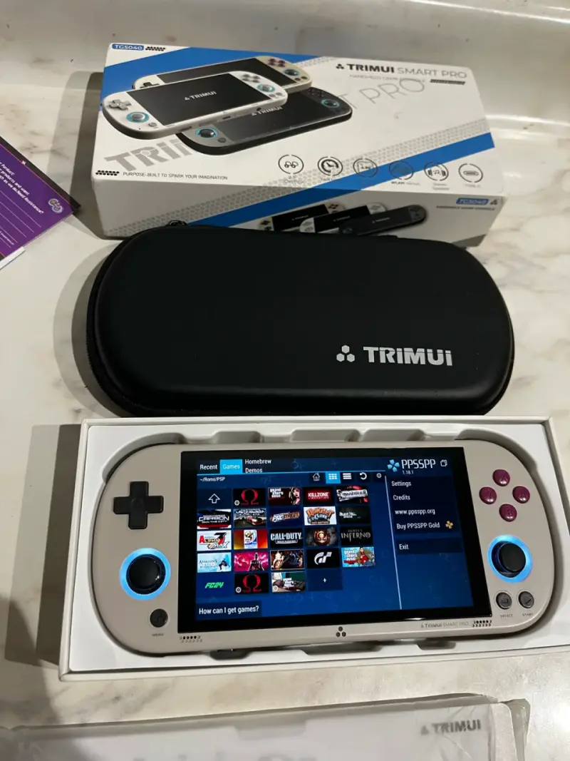Consola portátil Trimui Smart Pro con juegos preinstalados - 1