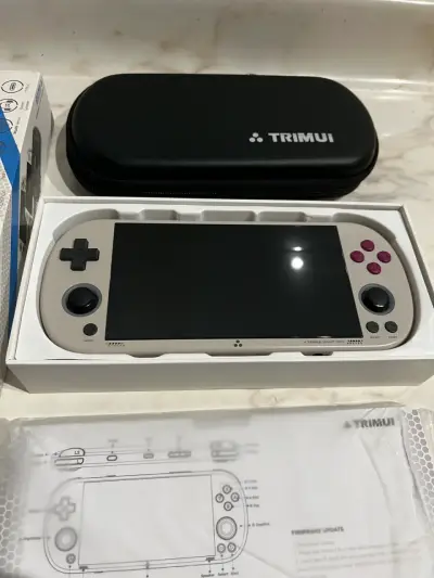 Consola portátil Trimui Smart Pro con juegos preinstalados - miniatura 2