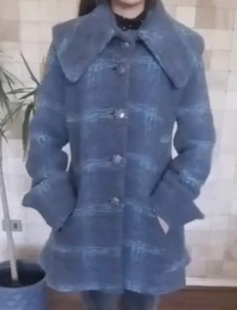 Abrigo de lana azul para mujer