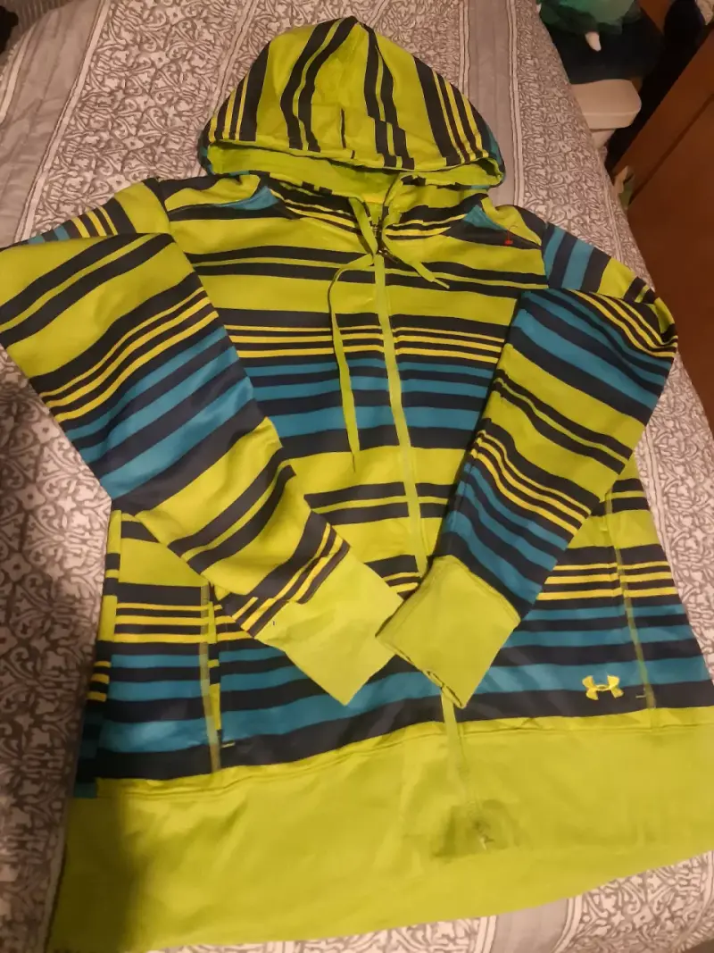 Polerón con capucha a rayas Under Armour