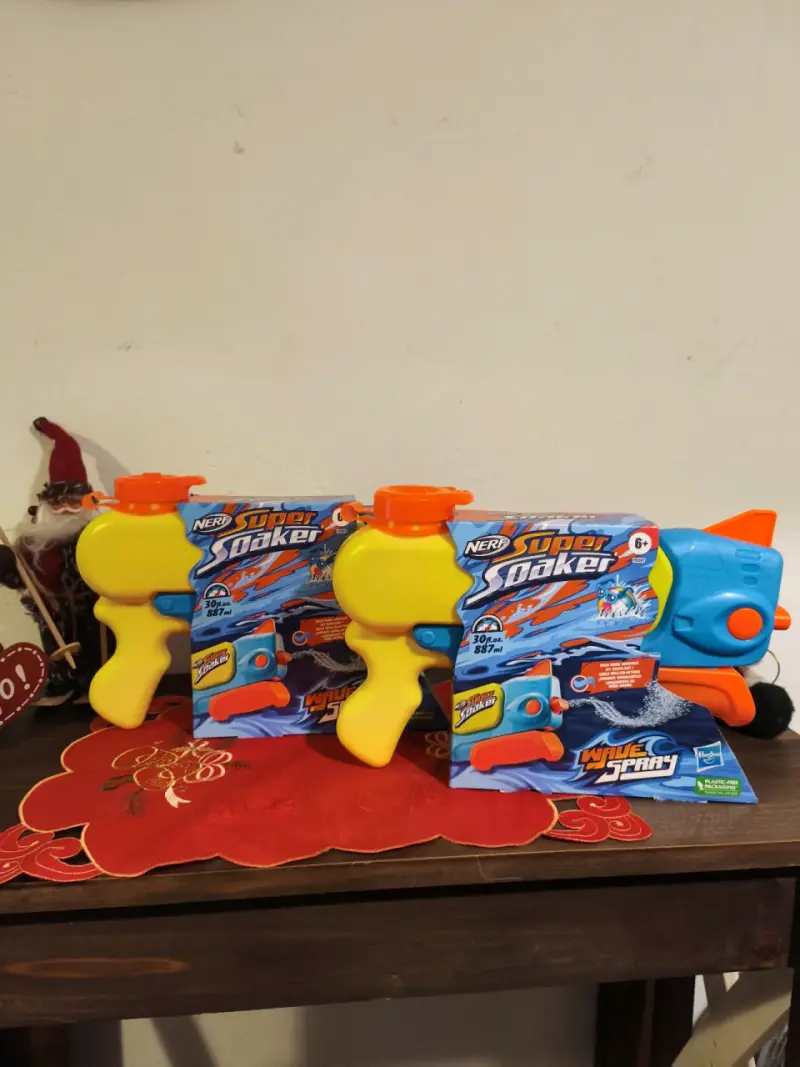 Pistola de agua Nerf Super Soaker Wave Spray
