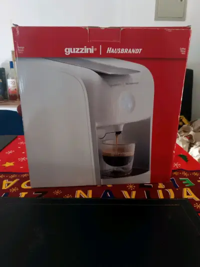 Cafetera espresso Guzzini Hausbrandt nueva - miniatura 1