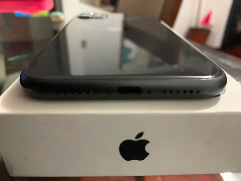 iPhone 11 negro 128Gb - 2