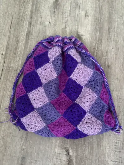 Bolso de mano tejido a crochet multicolor - miniatura 2