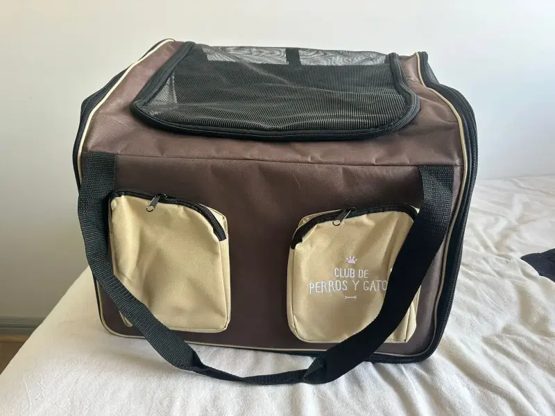 Bolso transportador para mascotas Club de Perros y Gatos - 1