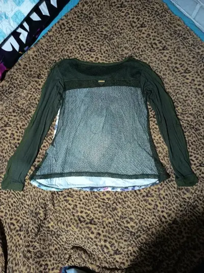 Polera Y2K Studio F - miniatura 3