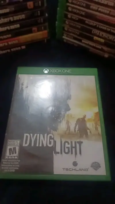 Juego Dying Light para Xbox One en buen estado - miniatura 1