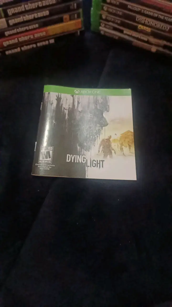 Juego Dying Light para Xbox One en buen estado - 3