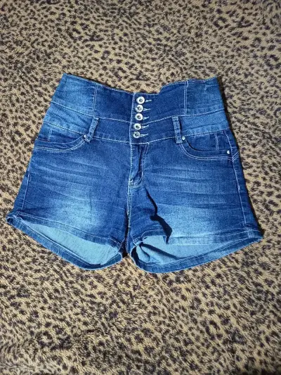 Shorts de mezclilla azul para mujer - miniatura 1