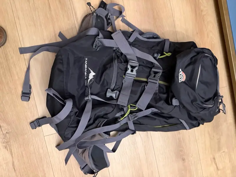Mochila de Montaña Tansanka 80L Negra Doite - 1