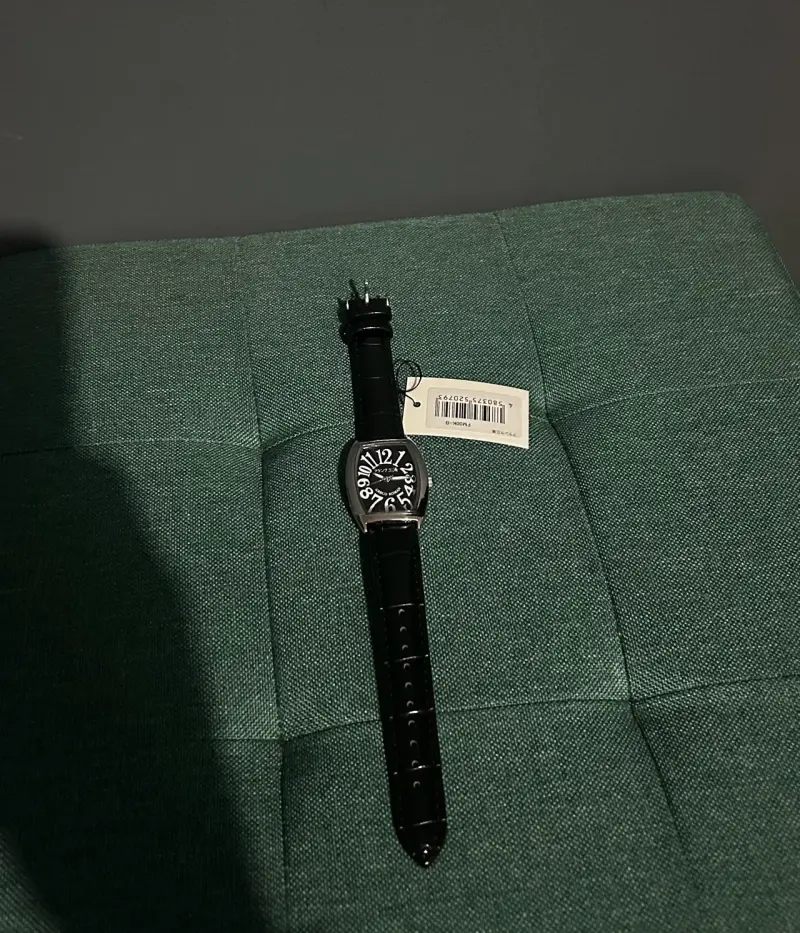 Reloj Análogo Frank Miura