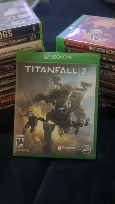 Titanfall 2 para Xbox One en buen estado - miniatura 1
