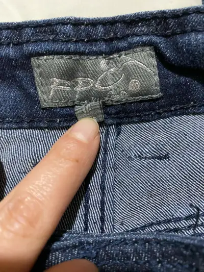 Shorts de mezclilla - miniatura 2