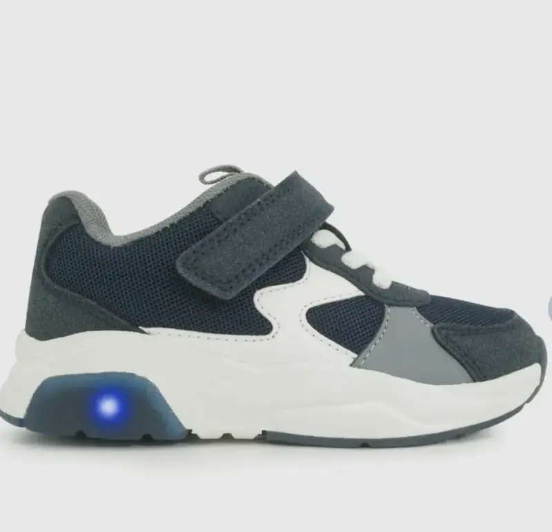 Zapatillas deportivas para niños con luces LED - 1
