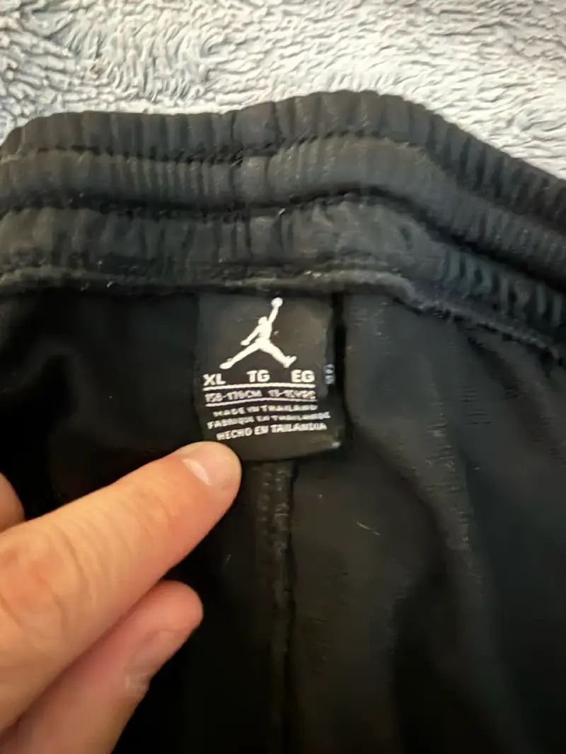 Pantalones deportivos Jordan negros - 4