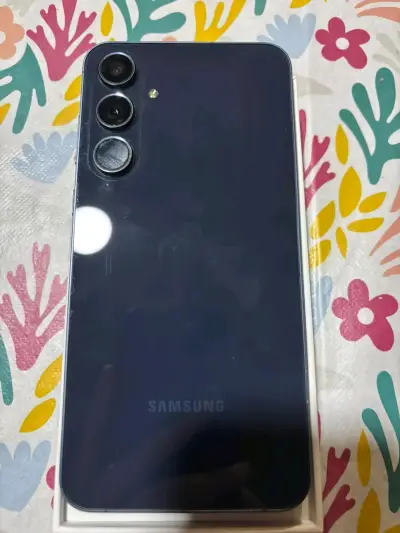 Smartphone Samsung Galaxy en excelente estado - miniatura 2