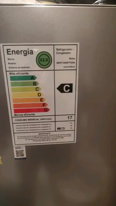 Refrigerador Midea de dos puertas en buen estado - miniatura 3