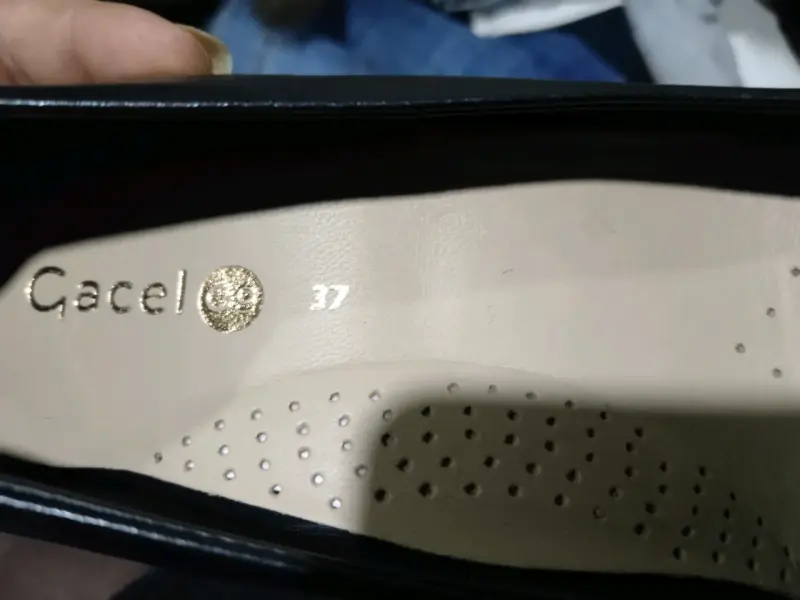 Zapatos de tacón negros elegantes - 2