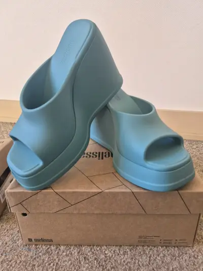 Sandalias plataforma azules Melissa - miniatura 1