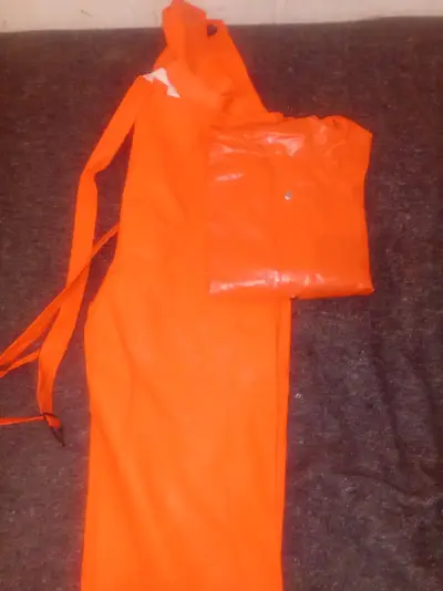 Impermeable naranja para lluvia resistente - miniatura 2