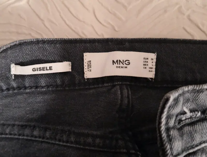 Jeans negros Talla 38 - 2