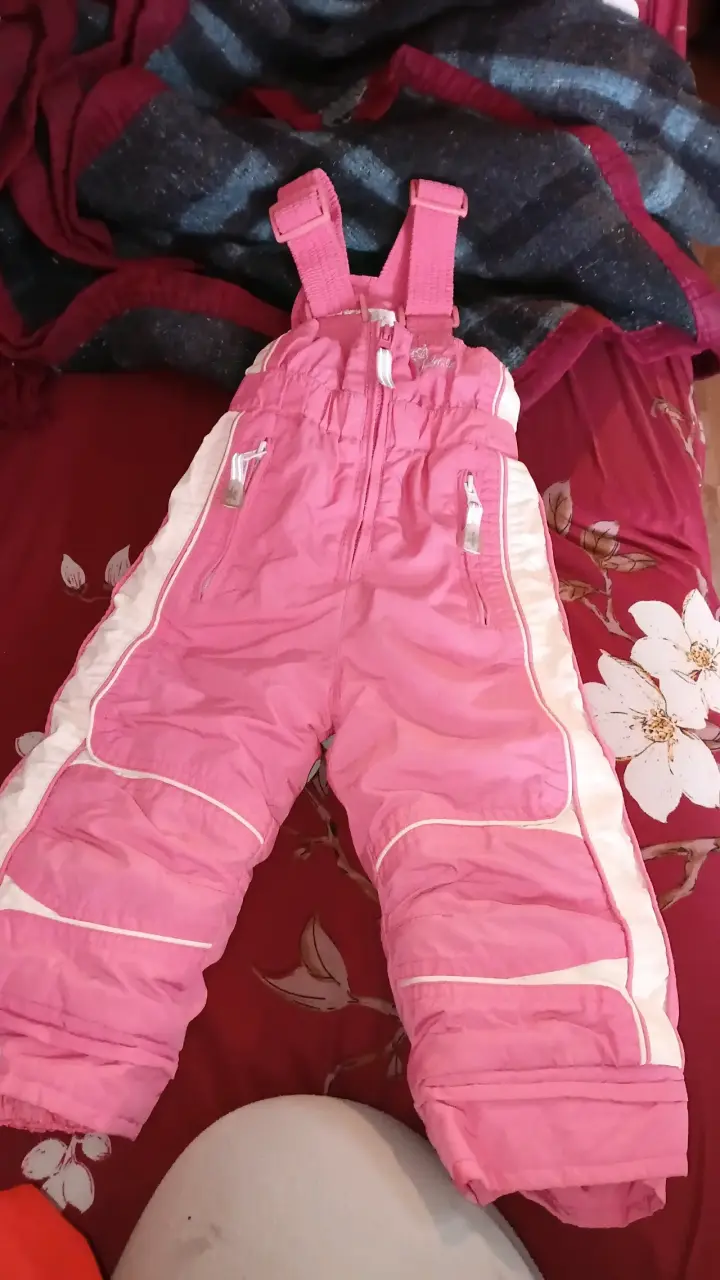 Pantalones de nieve para niña color rosa