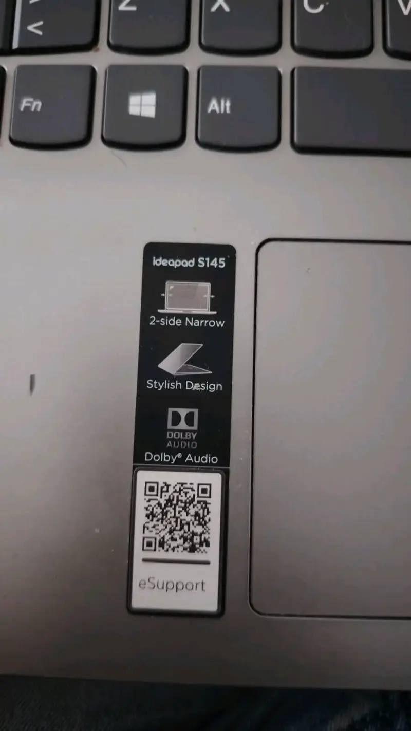 Laptop Lenovo Ideapad S145 en buen estado - 2