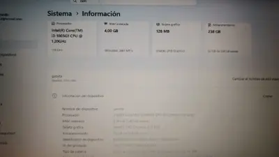 Laptop Lenovo Ideapad S145 en buen estado - miniatura 6