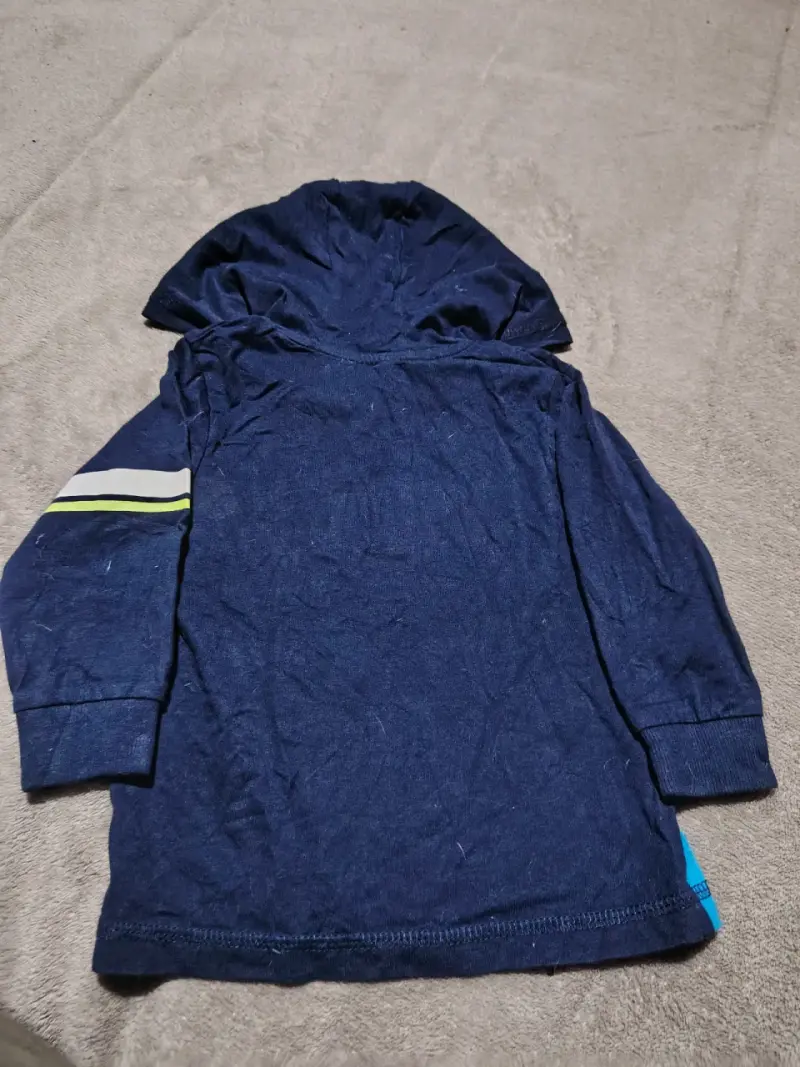 Polerón con capucha para niño azul y negro - 3