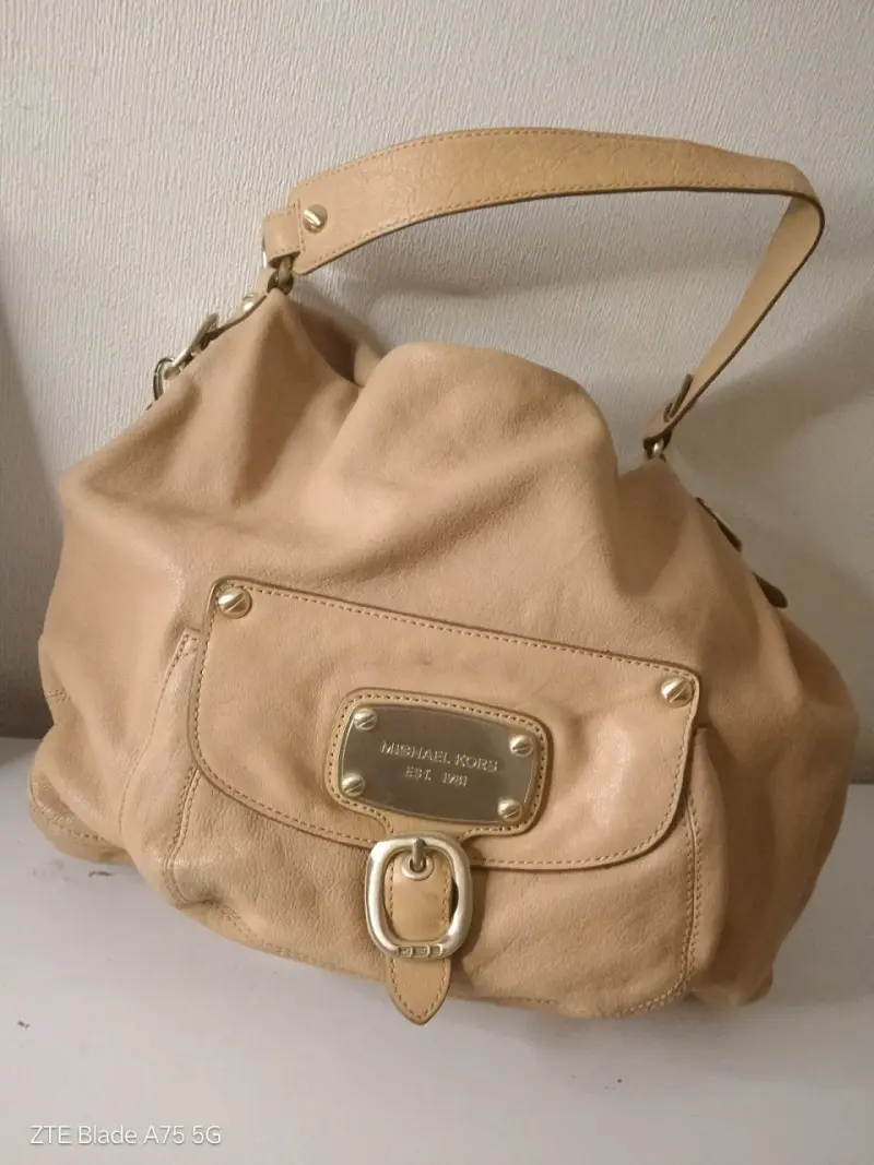 Bolso Michael Kors beige de cuero - 1