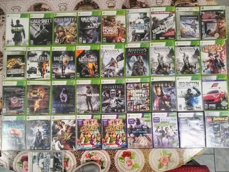 Consola Xbox 360 con Kinect y juegos variados - 2
