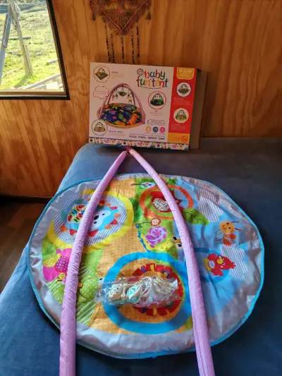 Gimnasio para bebés Baby Funtent colorido - miniatura 2