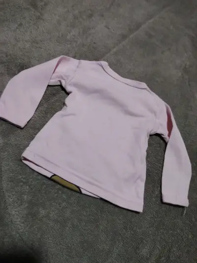 Polera manga larga para niña con diseño de oso - miniatura 2