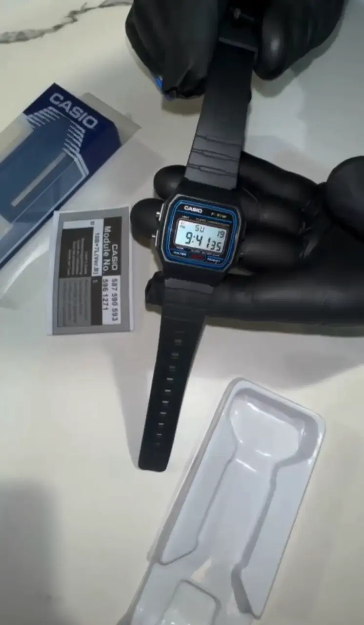 Reloj Casio F-91W digital negro - 6