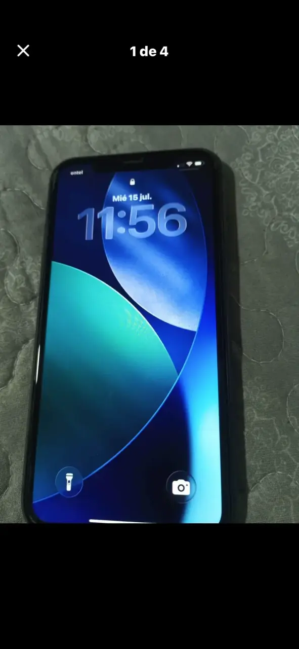 iPhone 11 en buen estado con funda - 1