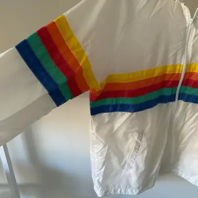 Chaqueta vintage blanca con franjas arcoíris - miniatura 3