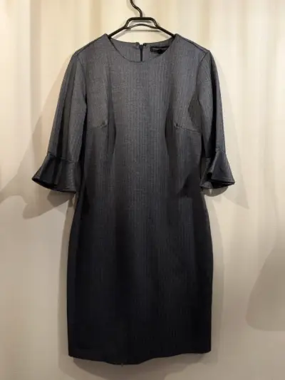 Vestido elegante mangas acampanadas - miniatura 3