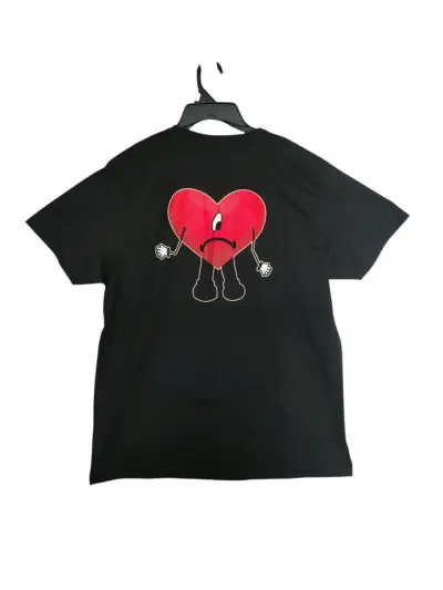 Polera negra con diseño Bad Bunny - miniatura 3