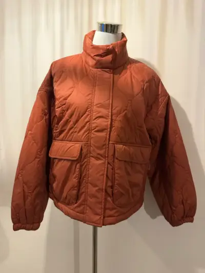 Chaqueta acolchada naranjo apagado para mujer - miniatura 1