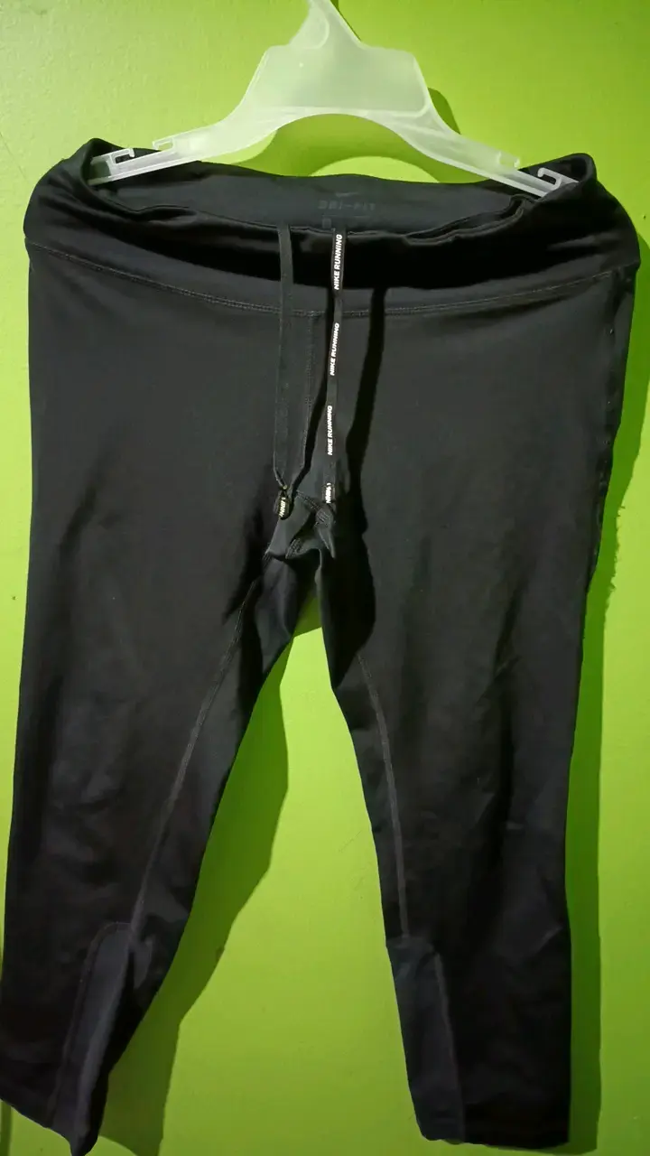 Leggings deportivos negros para mujer - 1