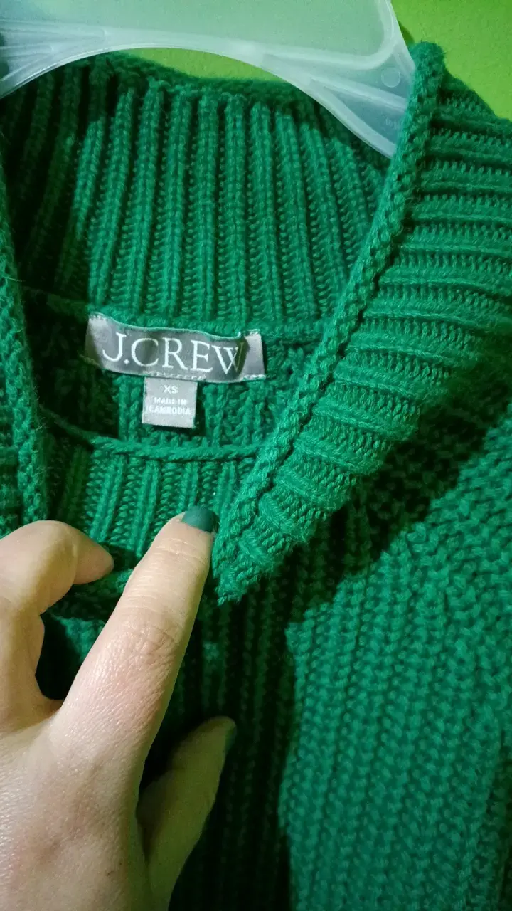 Suéter verde de lana tejido grueso - 2