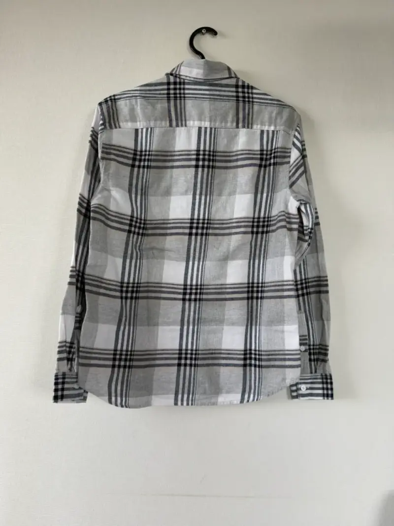 Camisa de franela a cuadros gris H&M - 4