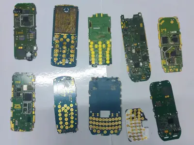 Placas madre para reciclaje de celulares - miniatura 6