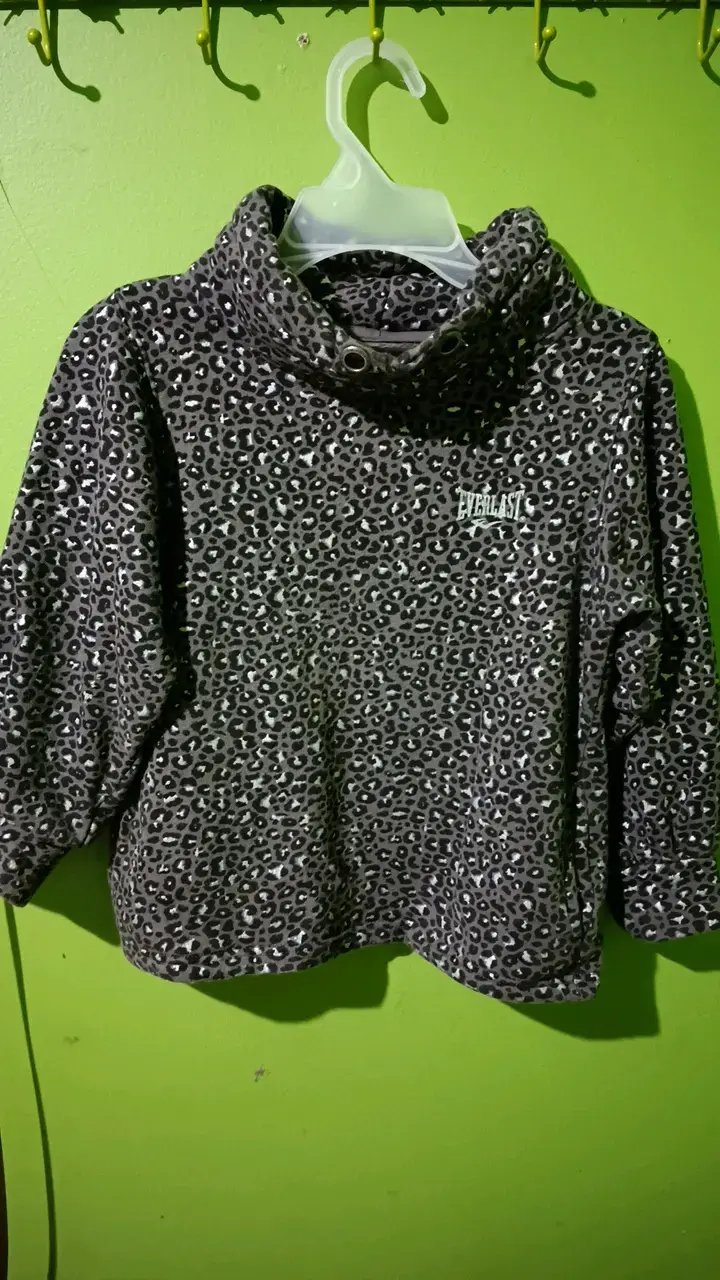 Polerón Everlast con estampado de leopardo - 1