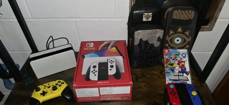 Consola Nintendo Switch OLED con accesorios/juego - 1