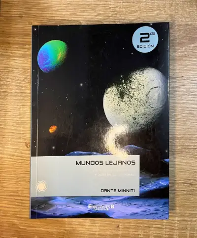 Colección de libros de astronomía y ciencia ficción - miniatura 1