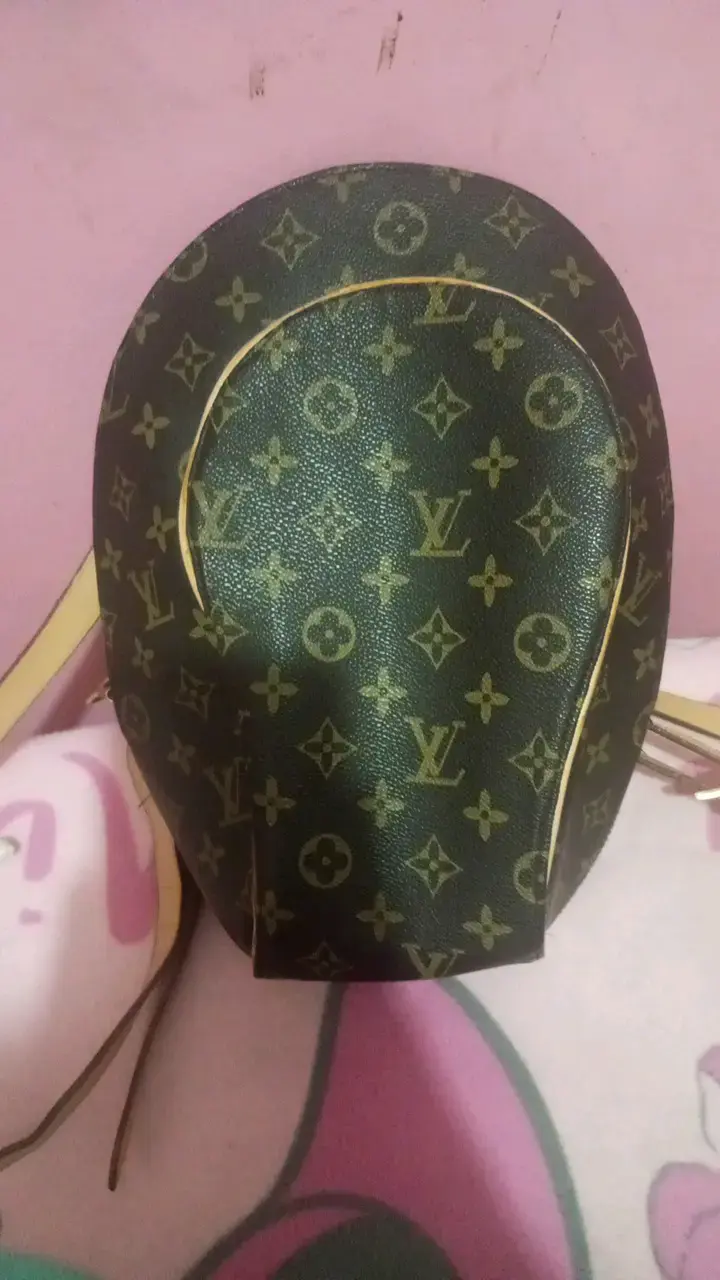 Mochila de cuero estilo Louis Vuitton