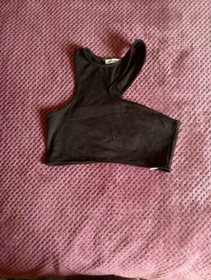 Top asimétrico talla m