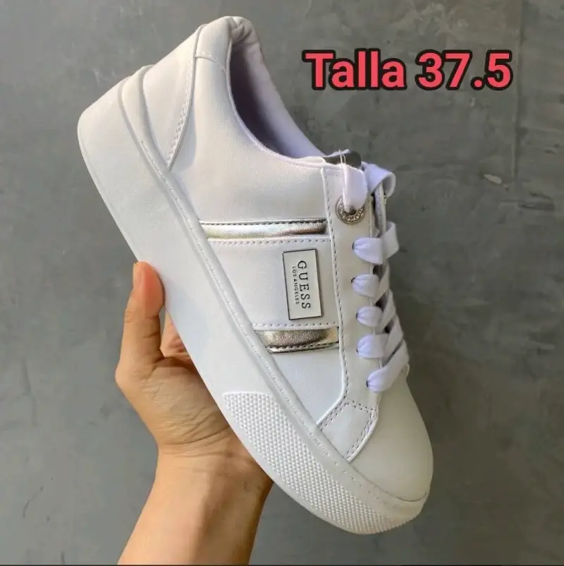 Zapatillas blancas Guess talla 37.5 - 3