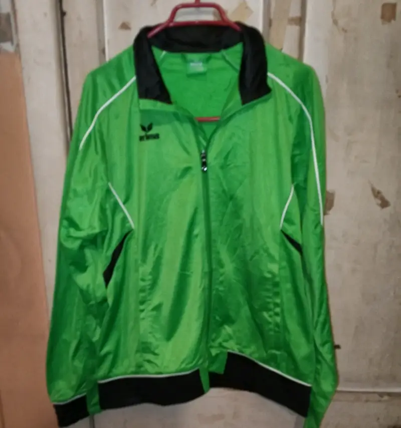 Chaqueta deportiva verde Erima